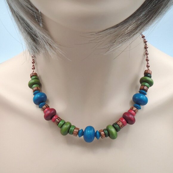 NWT ~ LOVELY TAIWANESE BEECHWOOD MULTI COLOR BEADED NECKLACE - Picture 1 of 2